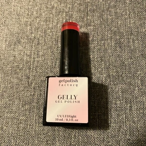 Gellack/gel polish kräver uv-ledlampa - Gel Polish Factory Gelly Lipgloss. Ny och oanvänd. 