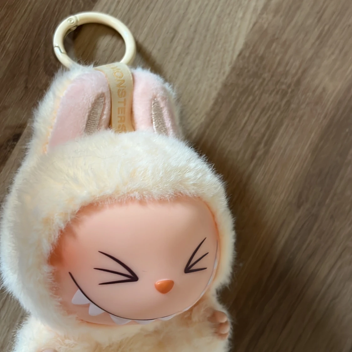 Pop Mart Labubu (sisi)  - 2