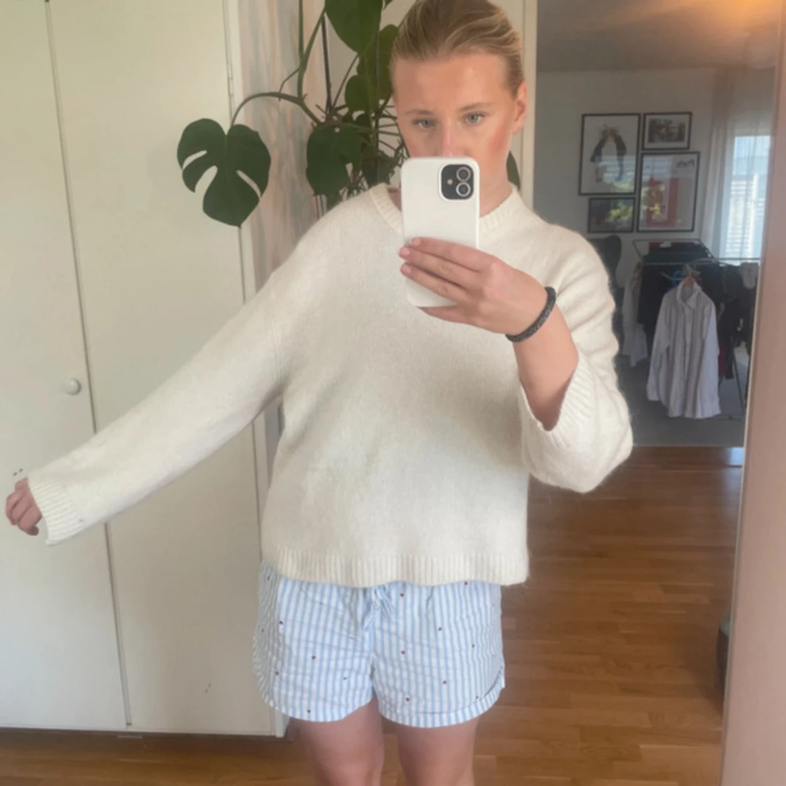 Cremevit stickad tröja från H&M - 3