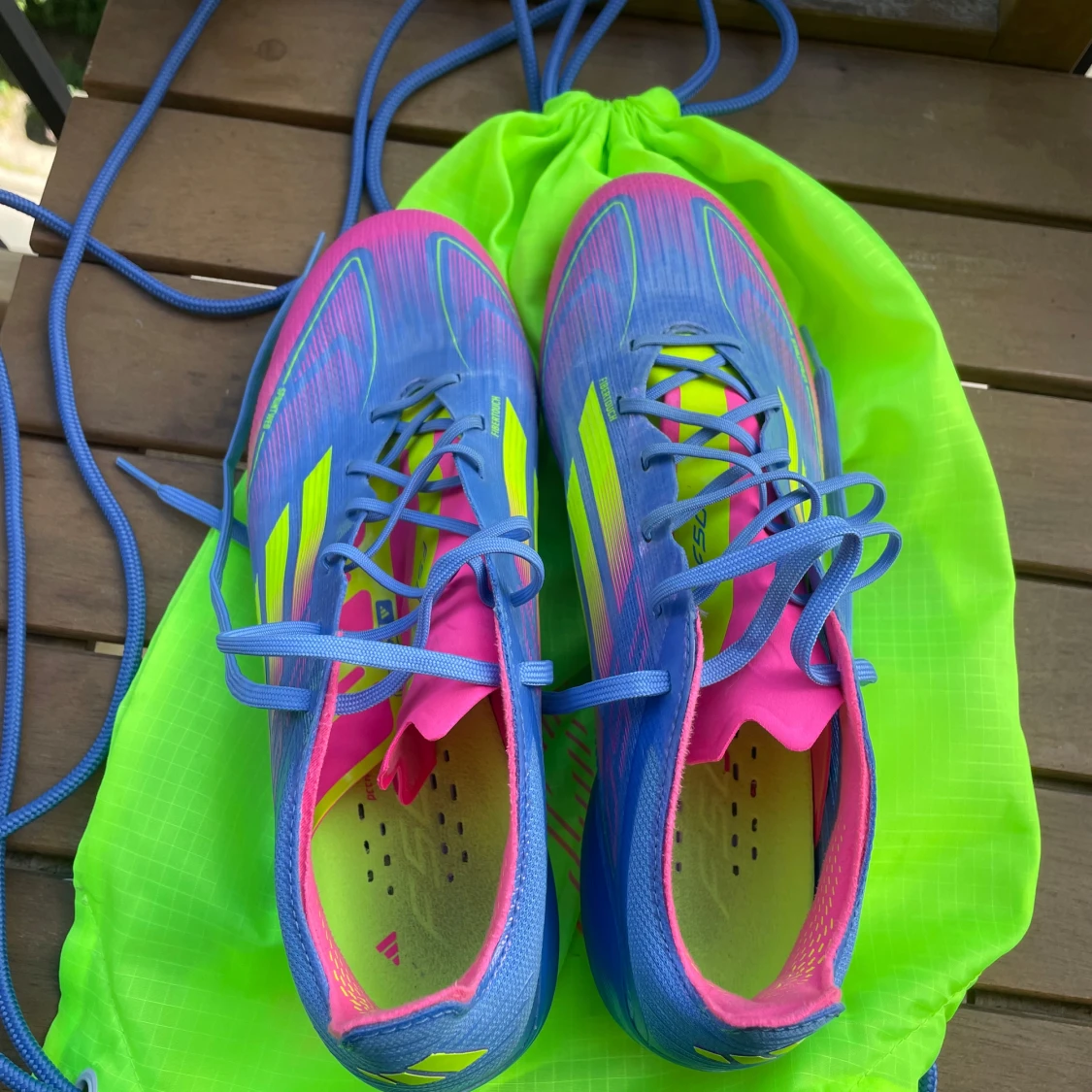 Adidas F50 elite helt oanvända pris kan diskuteras. - 2