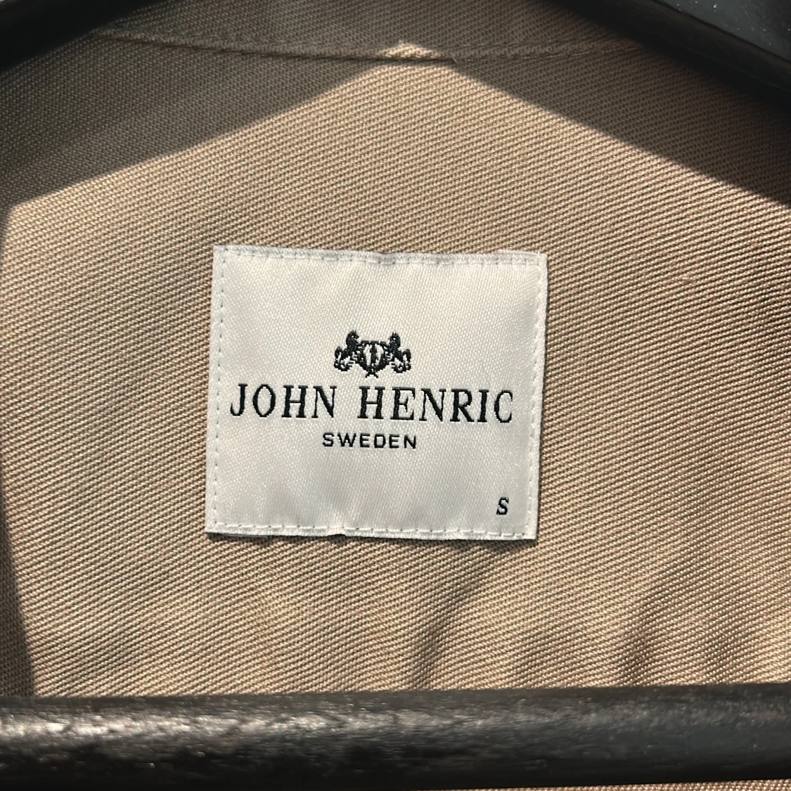 Beige overshirt från John Henric - 1