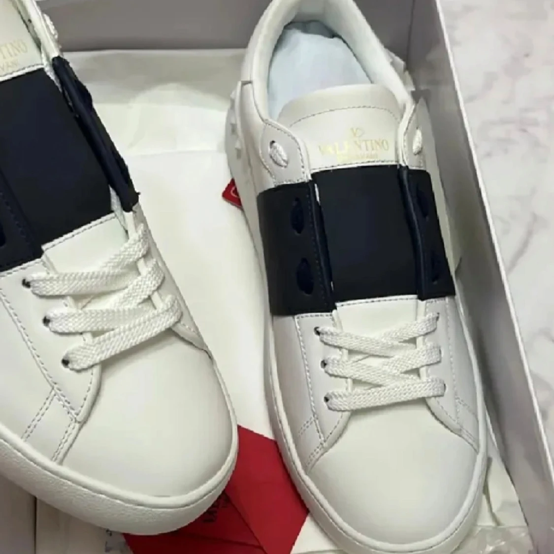 Valentino Garavani vita sneakers storlek 42 - 2
