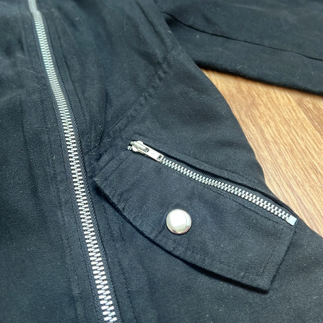 Svart tunn bikerjacka Saints & Mortals - 4