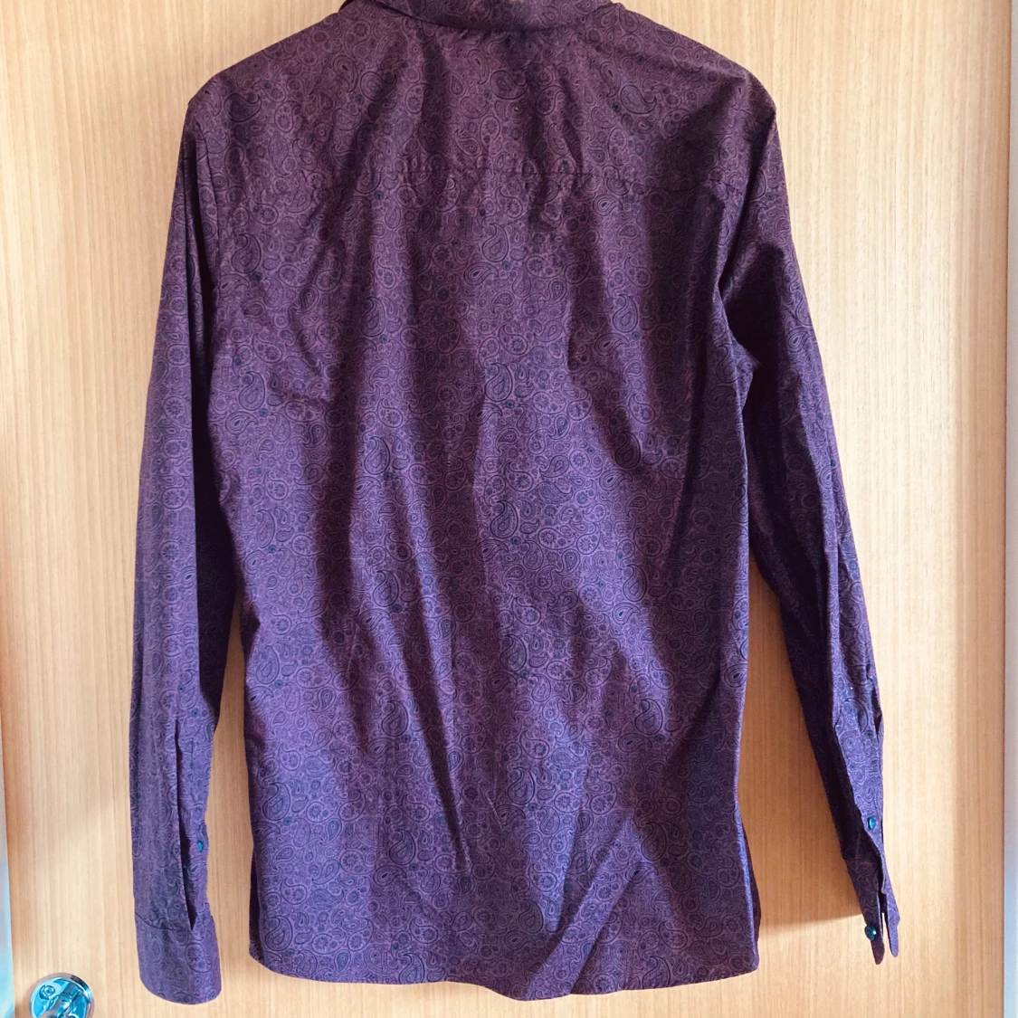 Vinröd paisleymönstrad skjorta Jack & Jones - 4