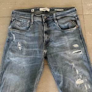 Replay  - Säljer nu dessa Replay Anbass jeans, skriv för fler bilder/frågor