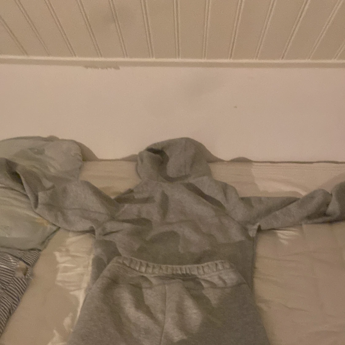 Grå Nike tech, storlek M - 1