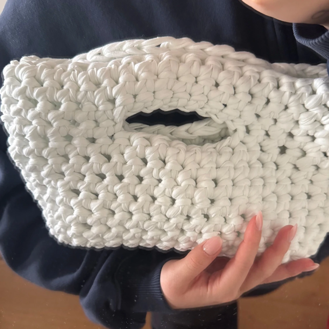 Vit stickad väska - 1