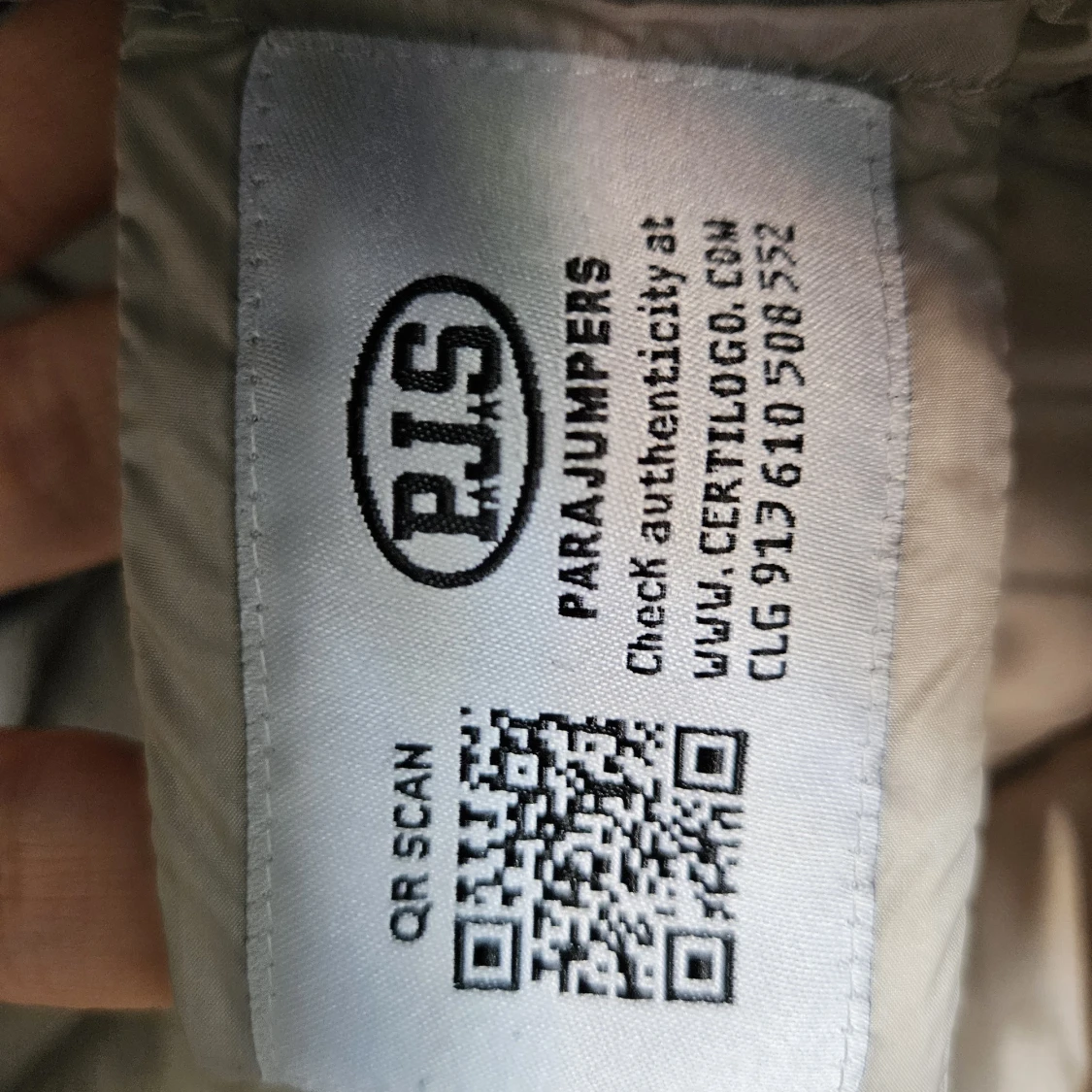 Svart dunjacka från Parajumpers - 2