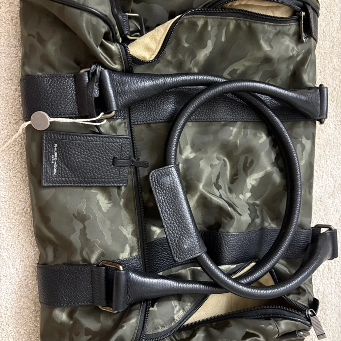 Camouflage resväska från Philippe Model - 4