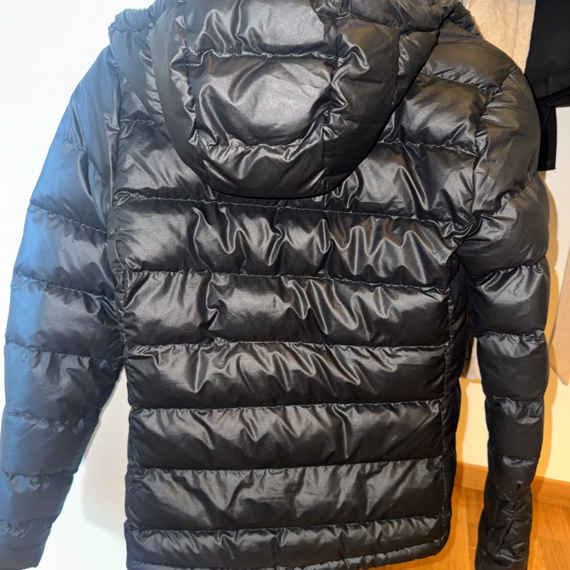 Svart pufferjacka från Adidas XS - 1