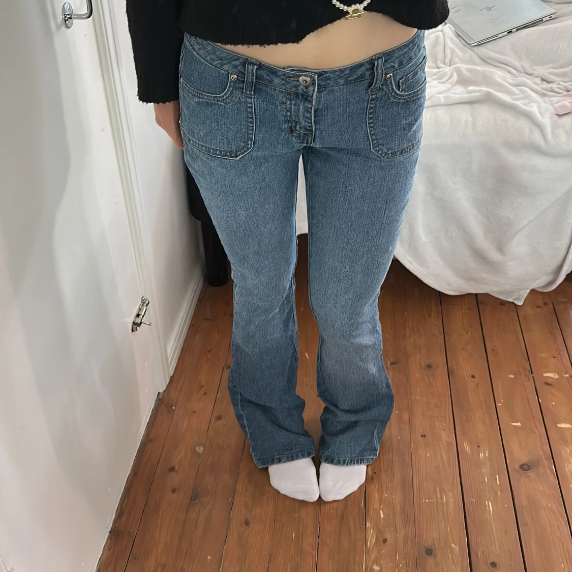 Lågmidjade blå bootcut jeans