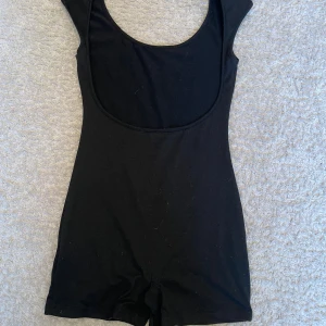 Gym body - Urringad rygg på bodyn, super skön att använda.
