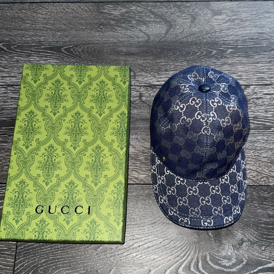 Gucci blå keps med GG-mönster