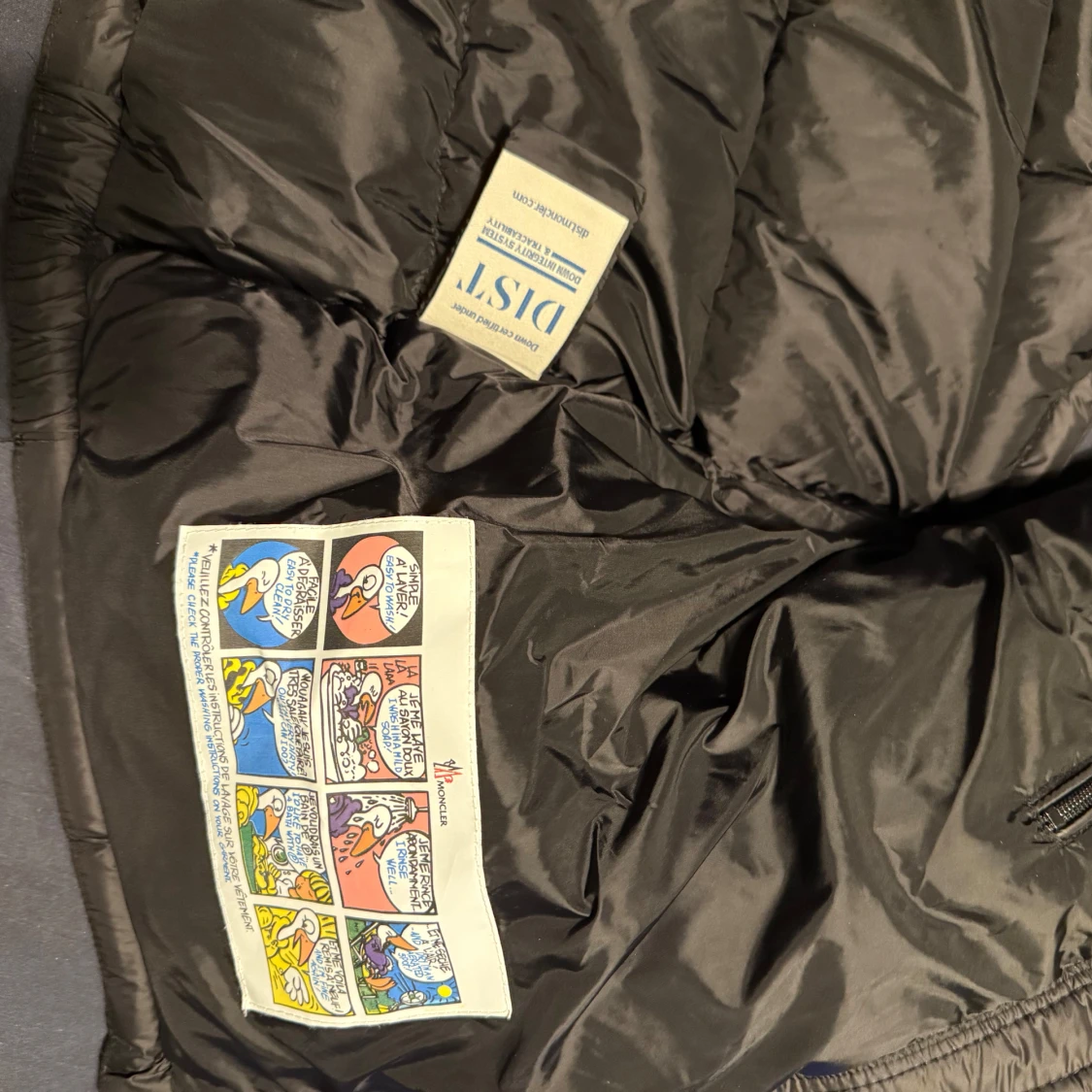 Svart dunväst från Moncler - 2