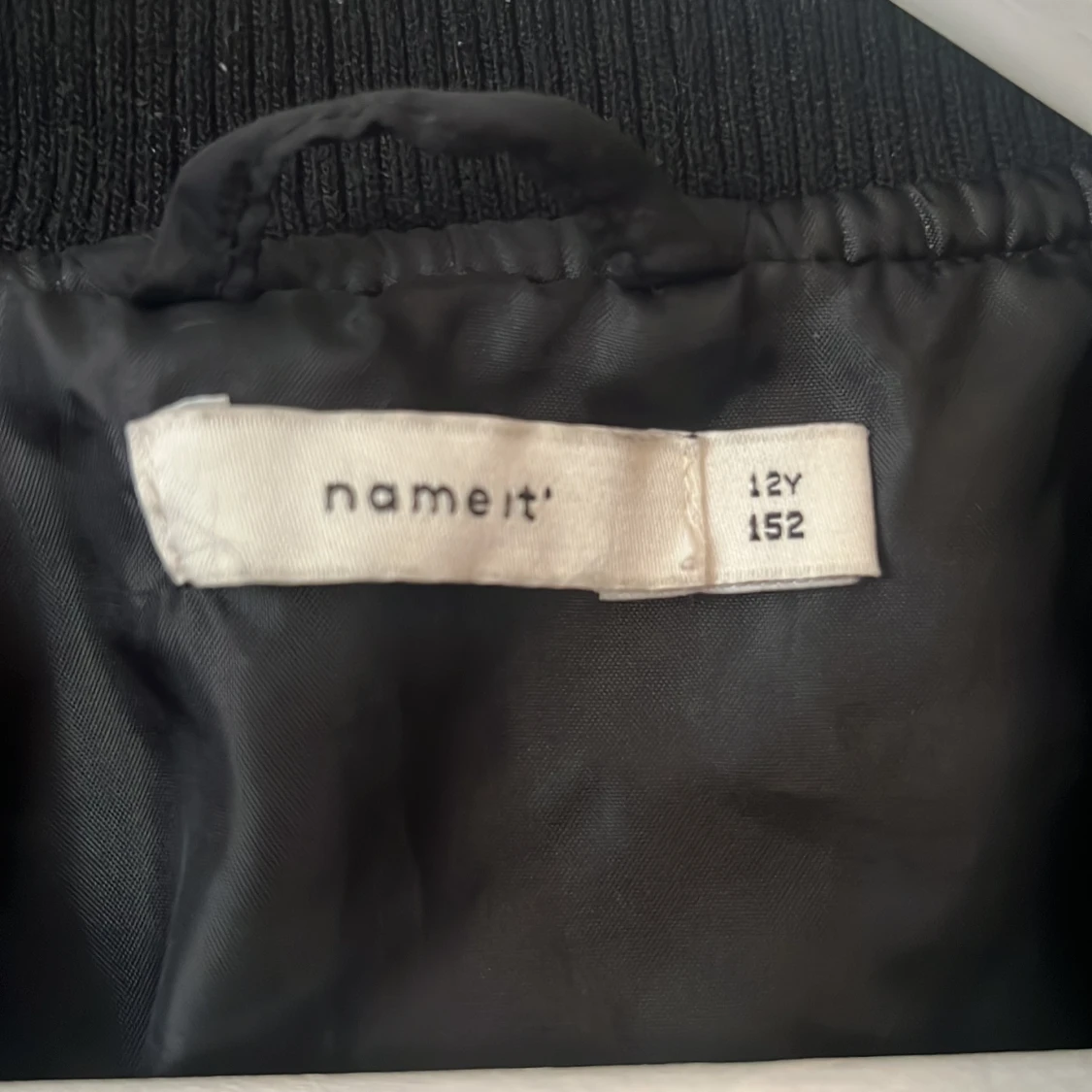 Svart quiltad jacka från Name It - 2
