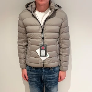 Colmar jacka  - Köp sker via vår hemsida - ricodelluxury.com