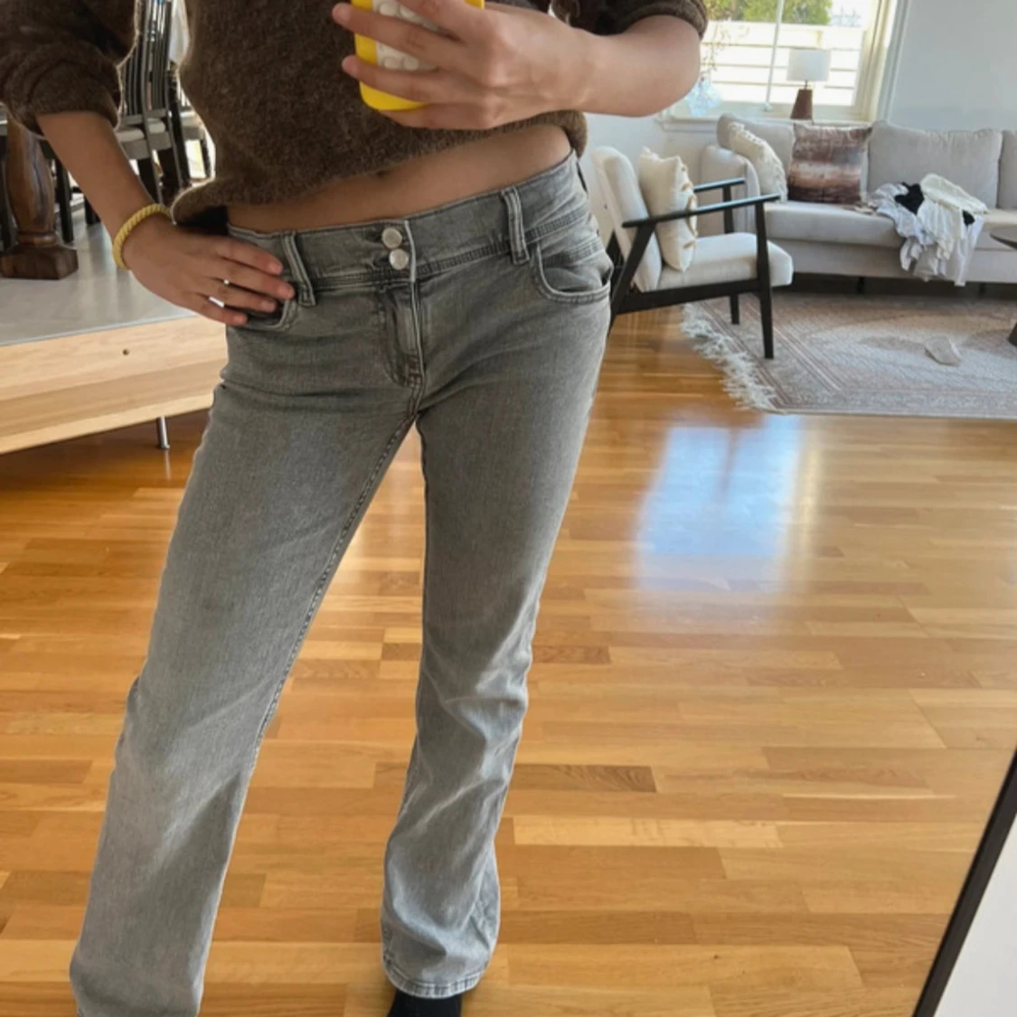 Grå bootcut jeans med stjärna - 1