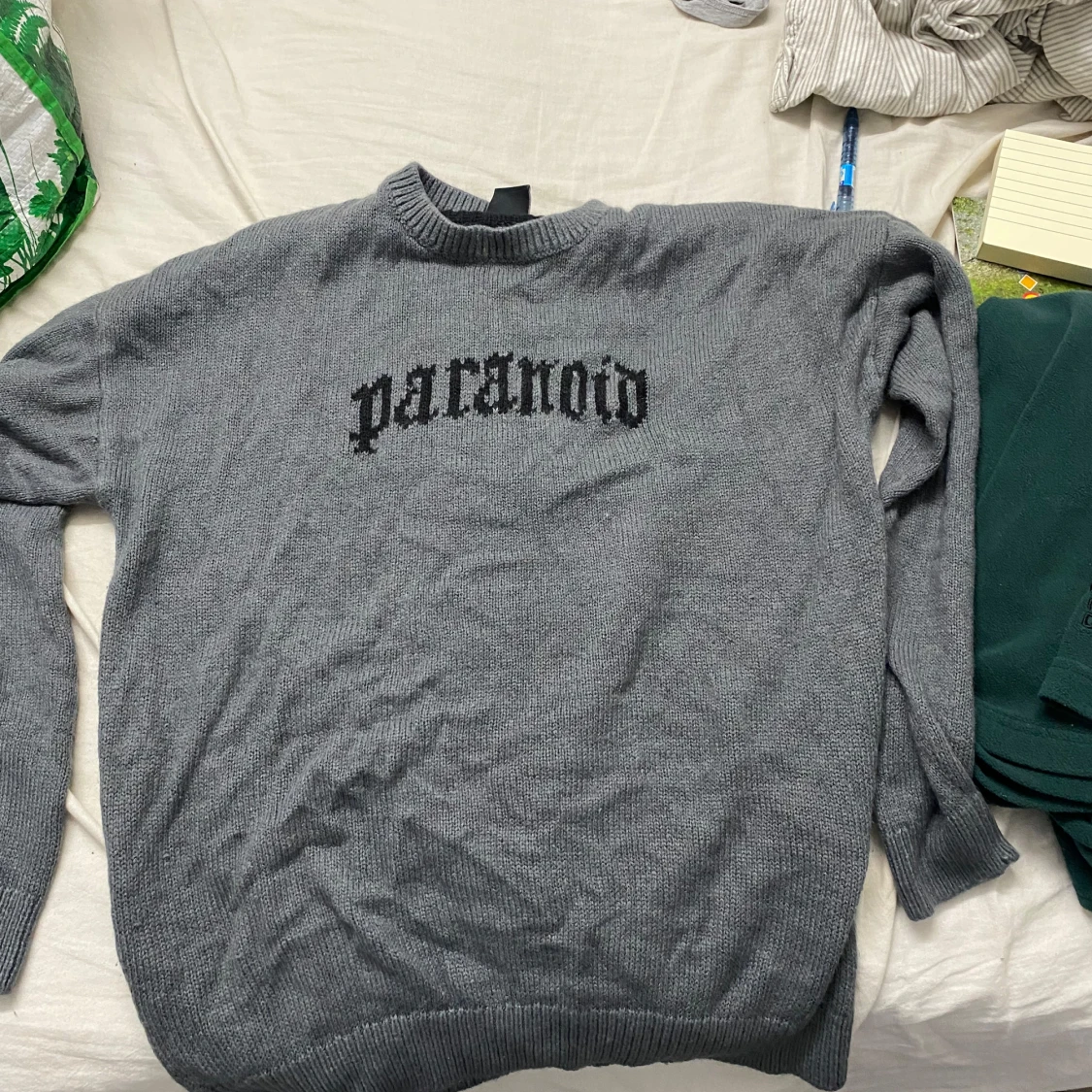 Grå stickad tröja Black Squad M