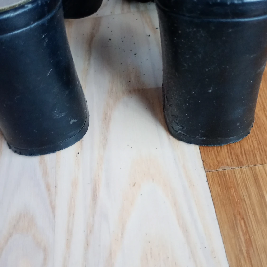 Svarta sandaler med klack från Firence - 1