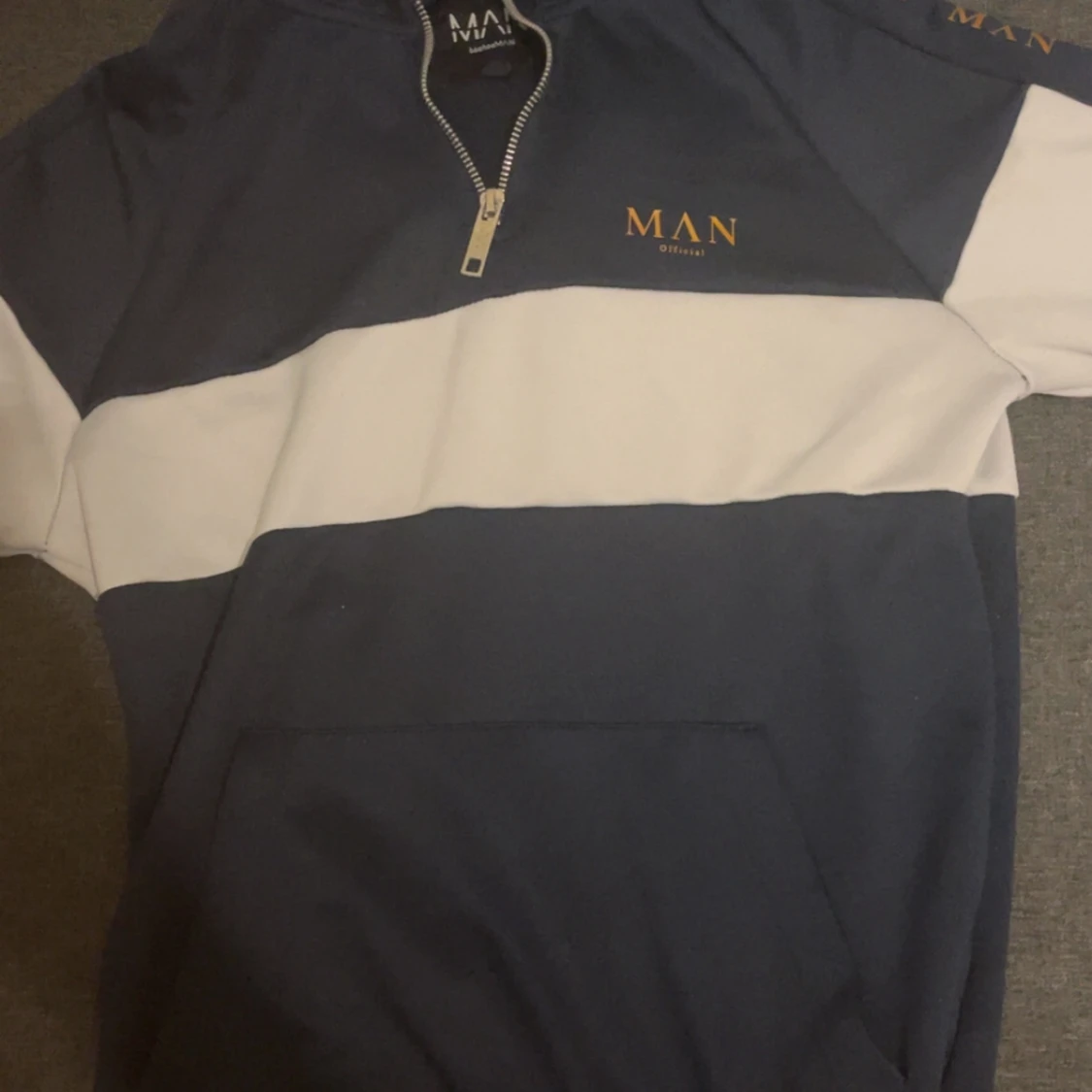 Blå mjukisbyxor från BoohooMAN - 2