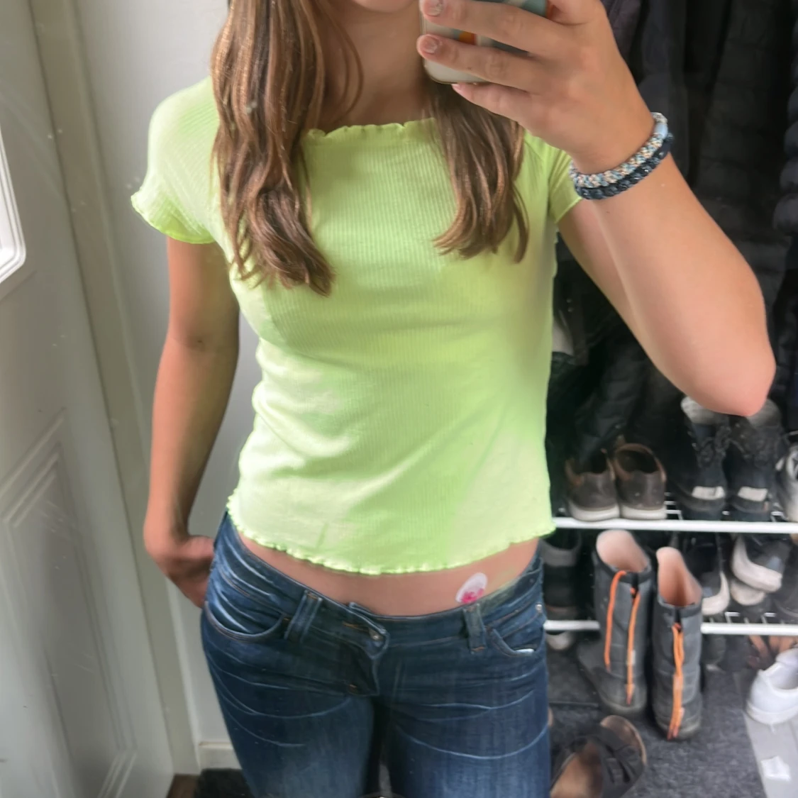 Ljusgul ribbad topp i xxs 