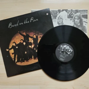 Wings - "Band on the run" LP - Wings - "Band on the run" Vinyl  1973 US Press  Konvolut: VG Vinyl: VG+