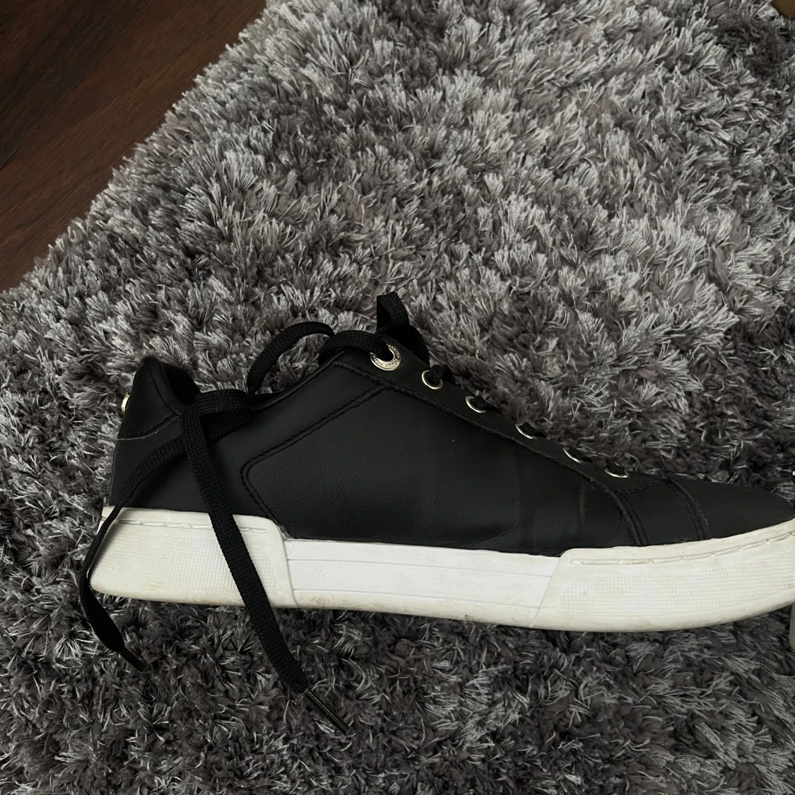 Svarta sneakers  Tommy Hilfiger - 2