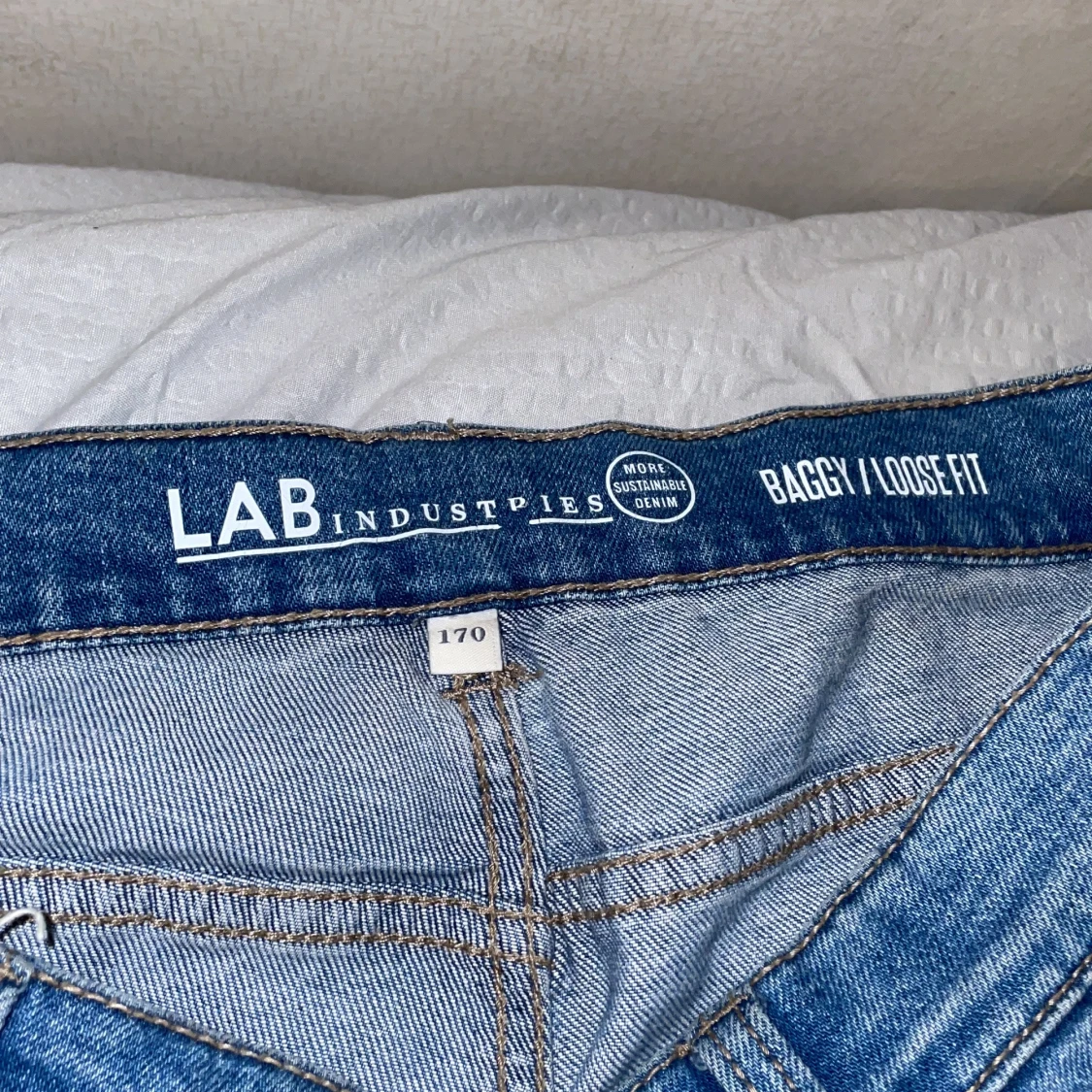 Baggy jeans från LAB Industries - 1