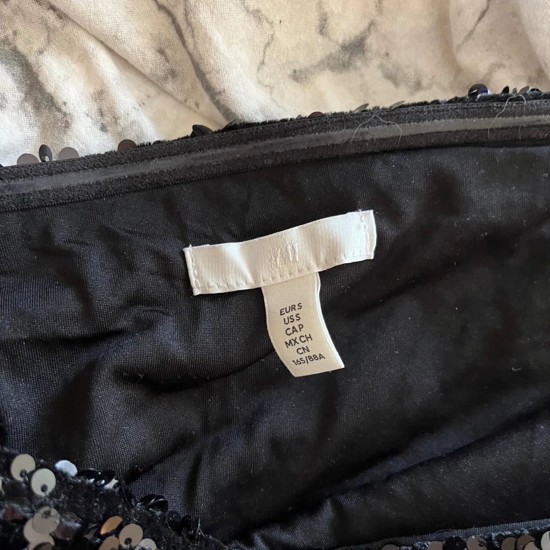 Svart paljett-tubtopp från H&M - 2