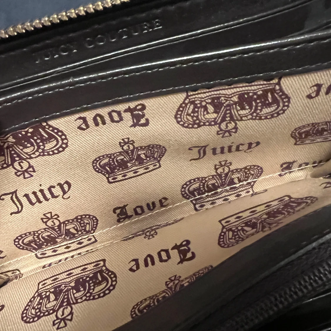  plånbok Juicy Couture med krona - 3