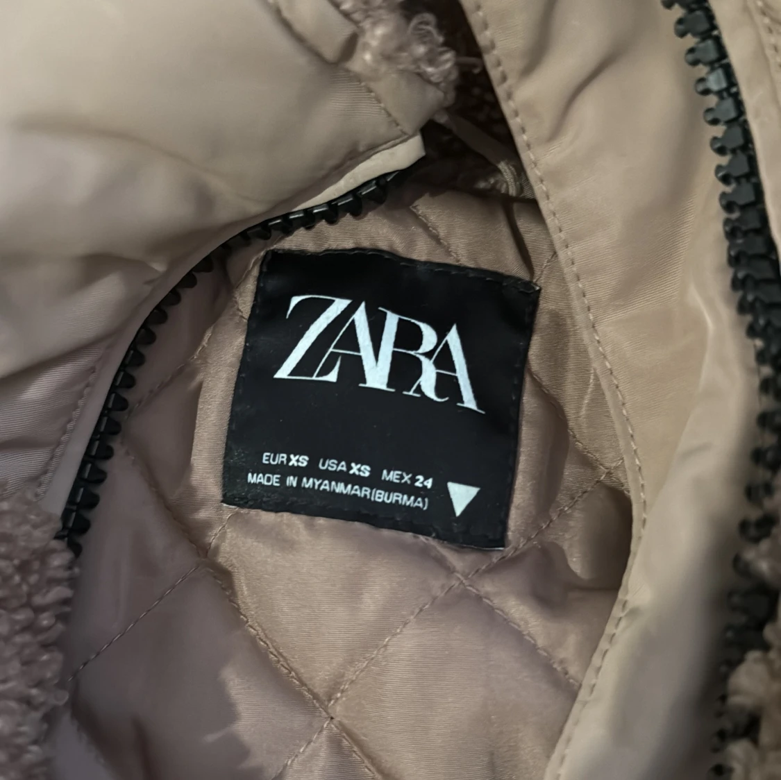 Brun teddyjacka från Zara - 2