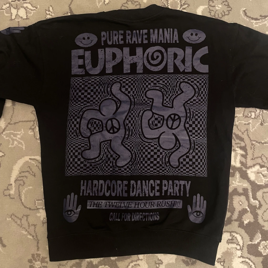 Svart tröja - Valient  - 3