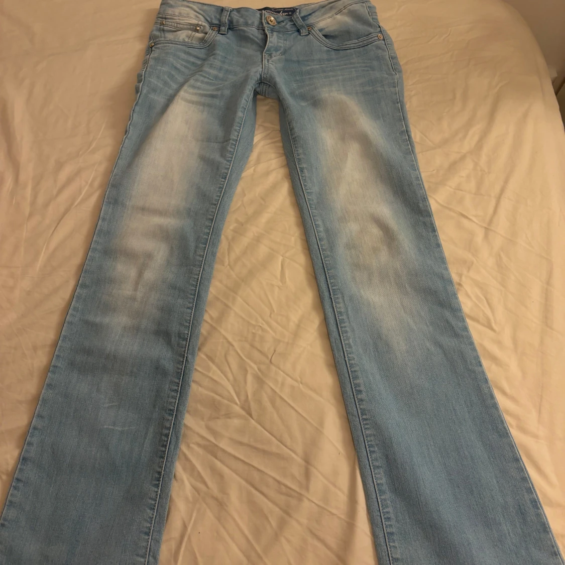 Ljusblåa jeans  - 4