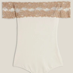 Intimissimi body -  fin body från intimissimi, helt ny och säljs ej längre💞storlek M men sitter som en S!