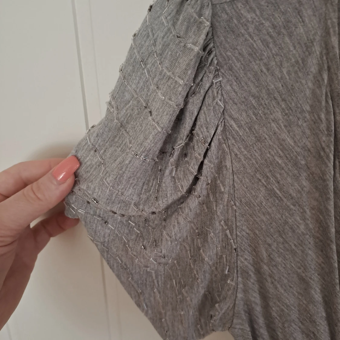 Grå omlottklänning från All Saints - 2