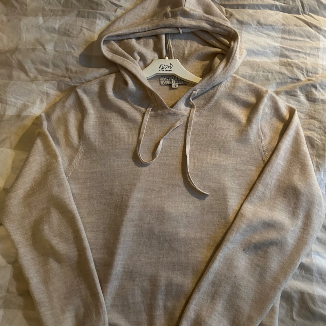 Ahlquist hoddie - 1
