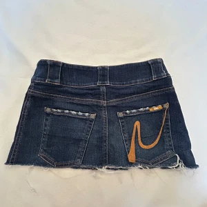 Mörkblå jeanskjol - Vintage Snygg mörkblå jeanskjol