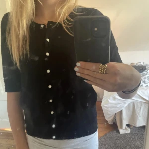 trekvartsärmad tröja  - en jätte fin tröja som inte har kommit till användning😊❤️