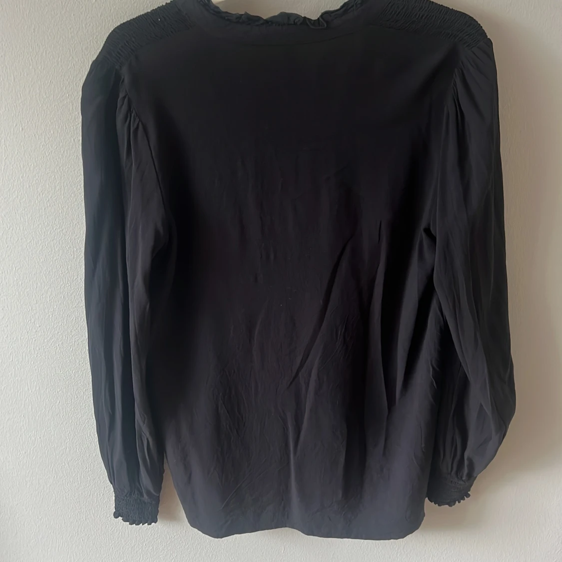 Svart blus  - 1