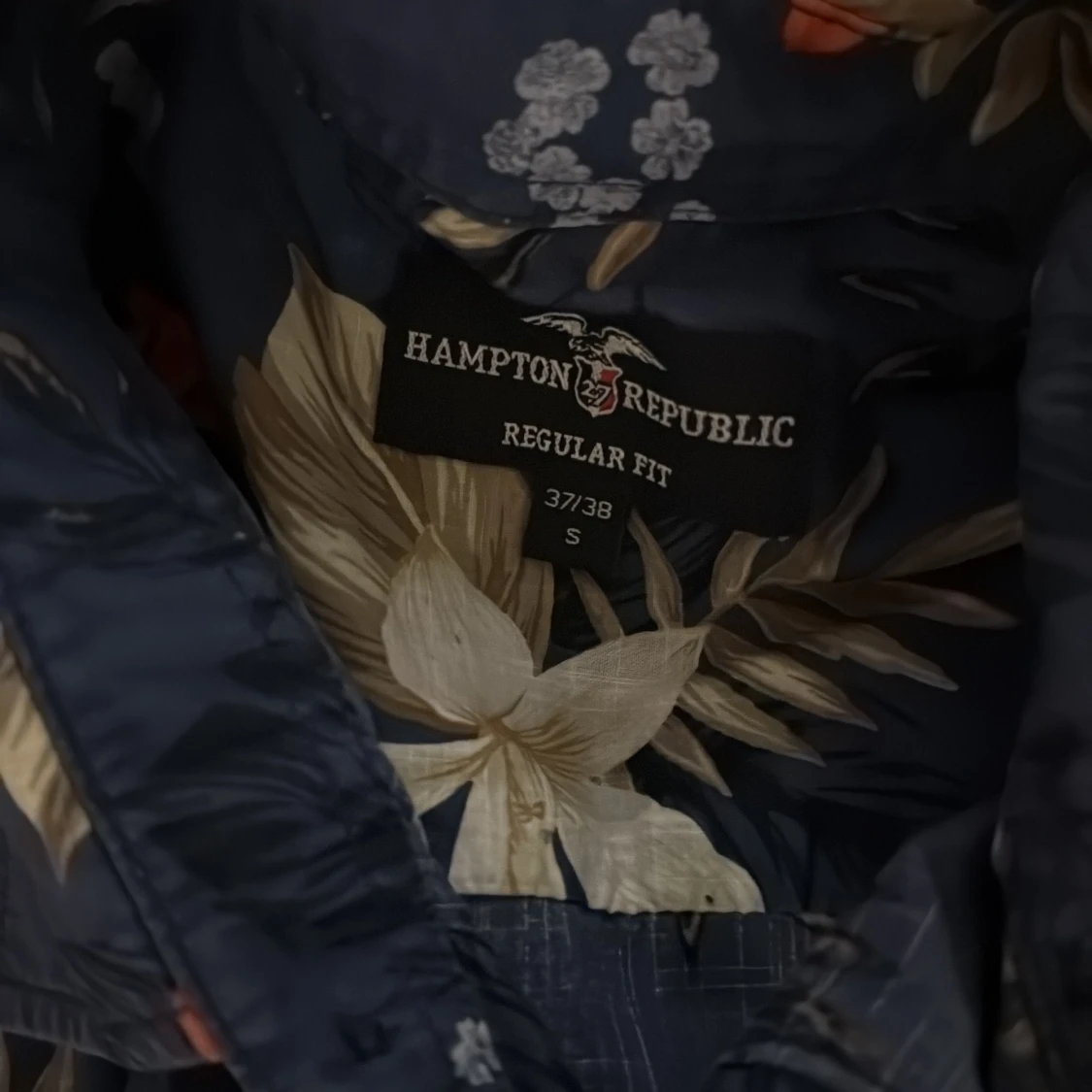 Blommig blå skjorta Hampton Republic - 2