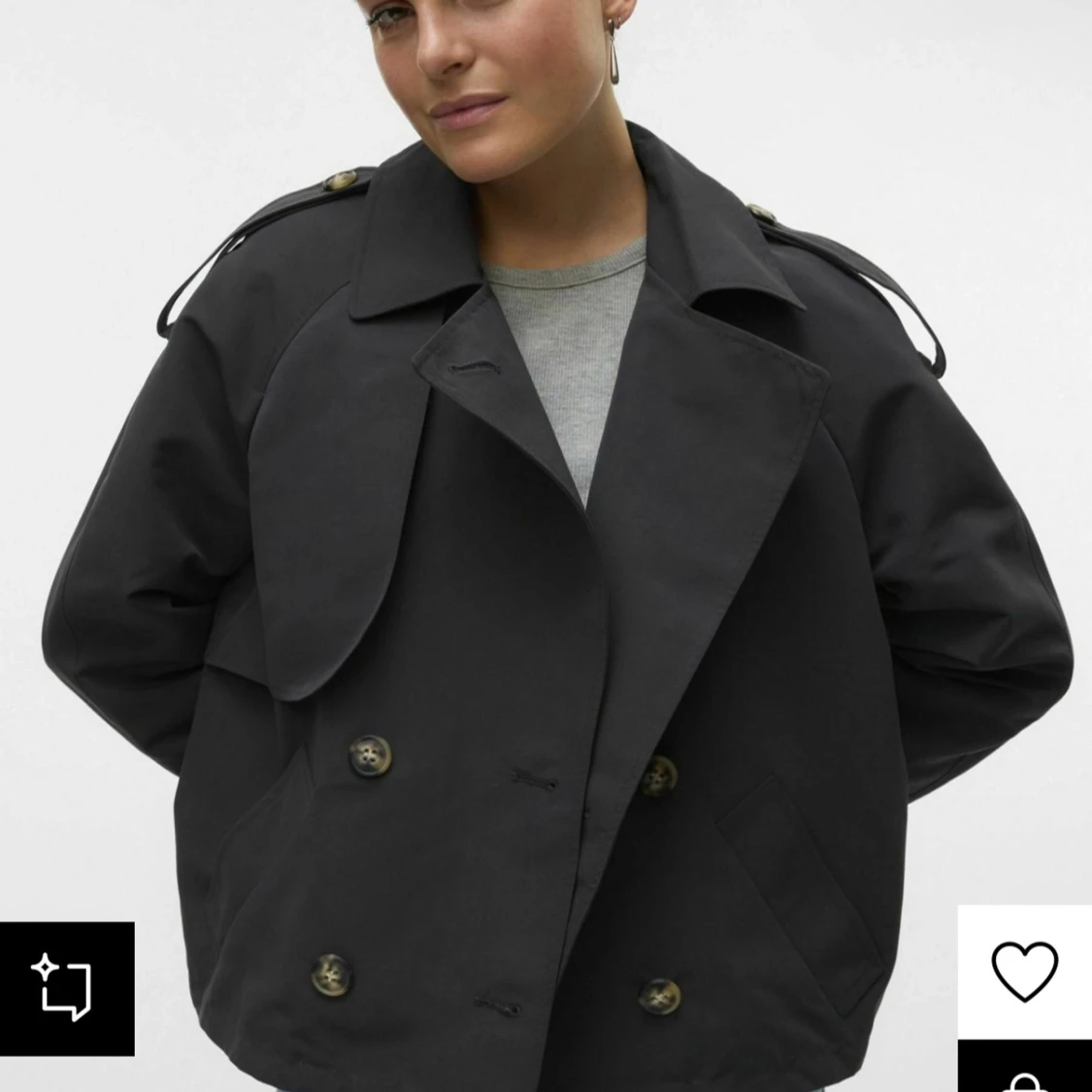 Svart skepparkavaj med knappar - 1