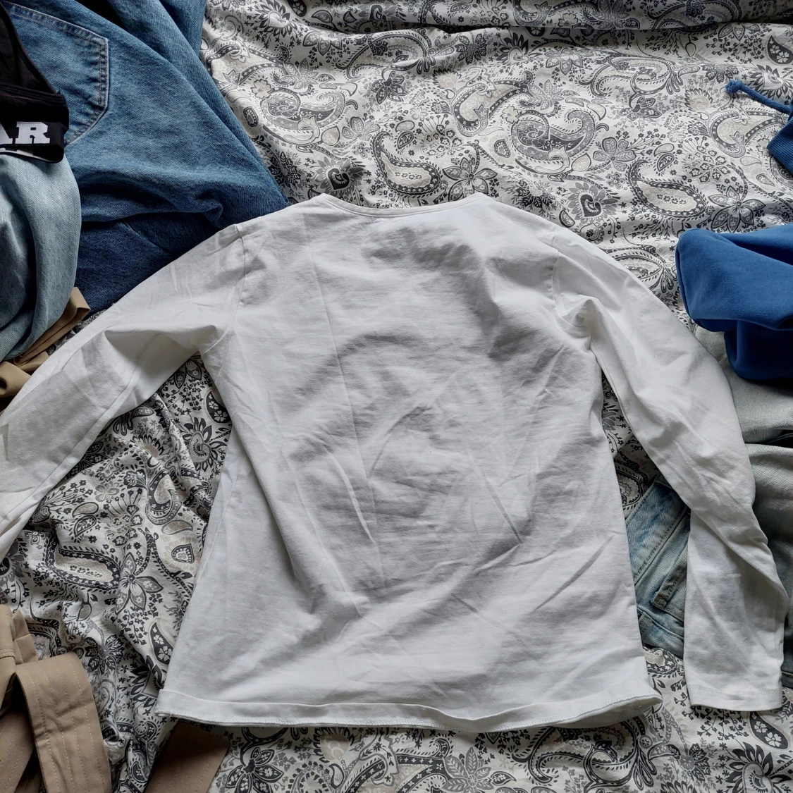 Vit långärmad tröja - 2