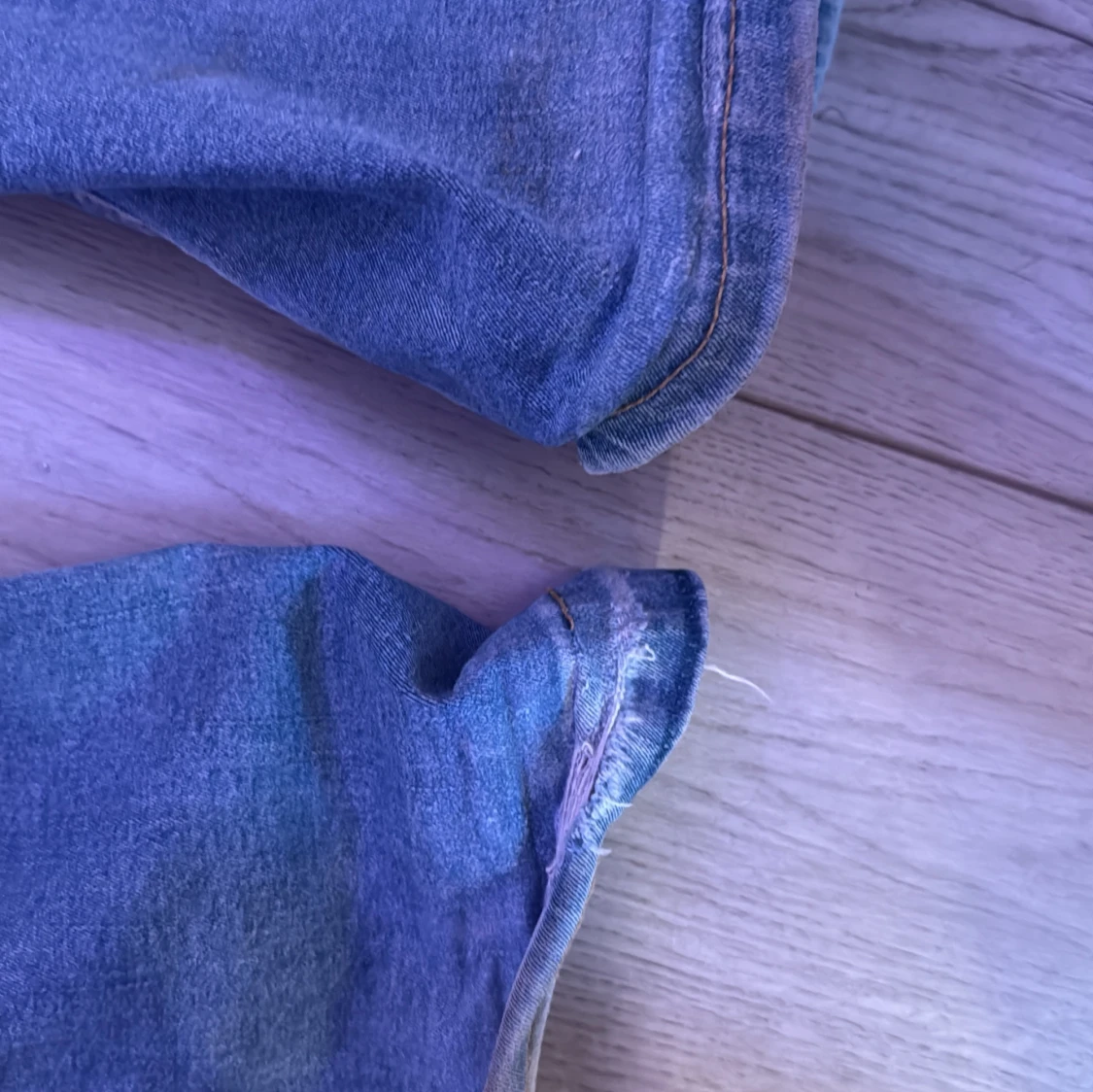 Blå bootcut jeans från Ginatricot - 2