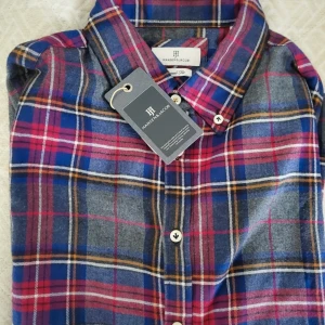  skjorta från Hansen & Jacob M - Helt ny skjorta från Hansen & Jacob M