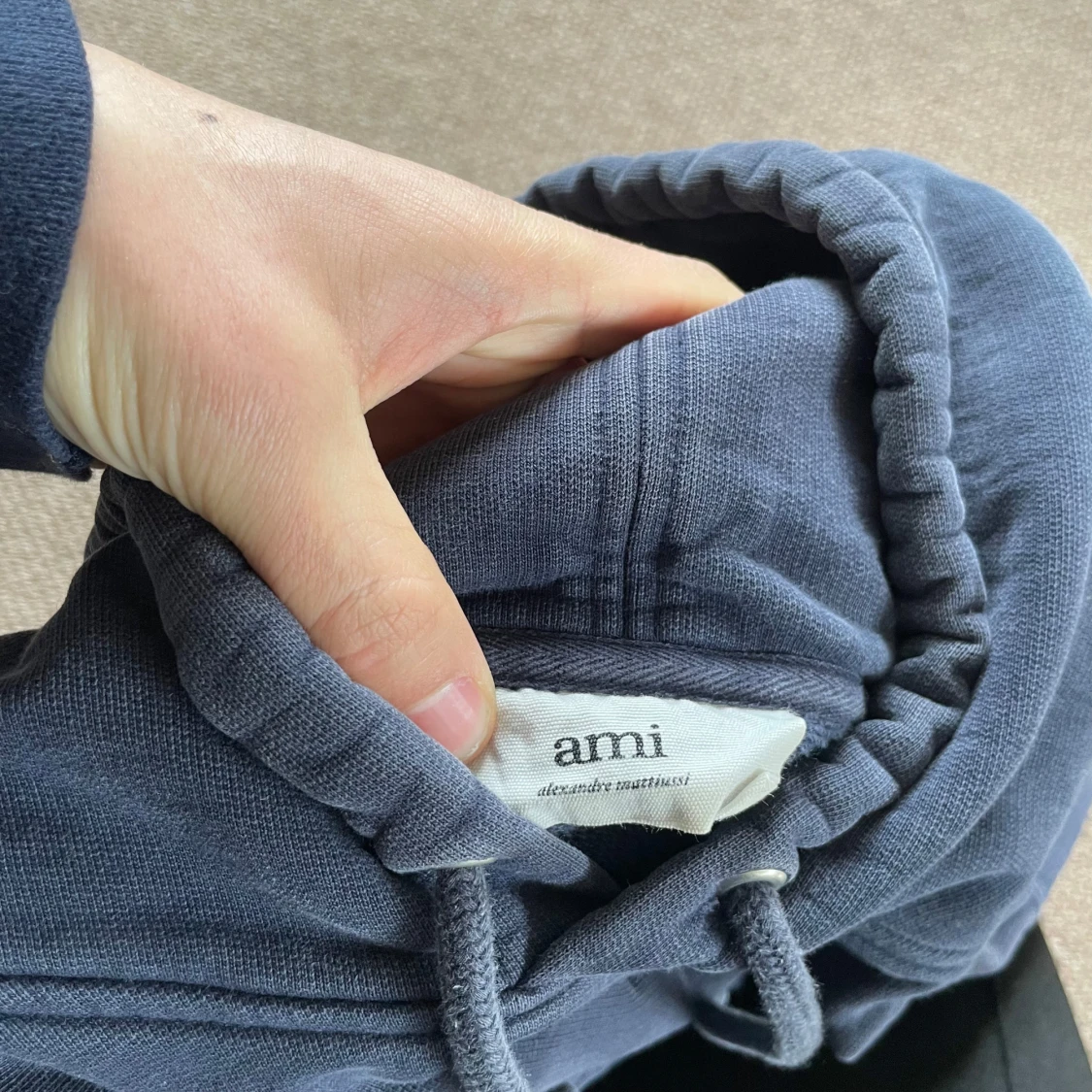 Blå hoodie från Ami - 2