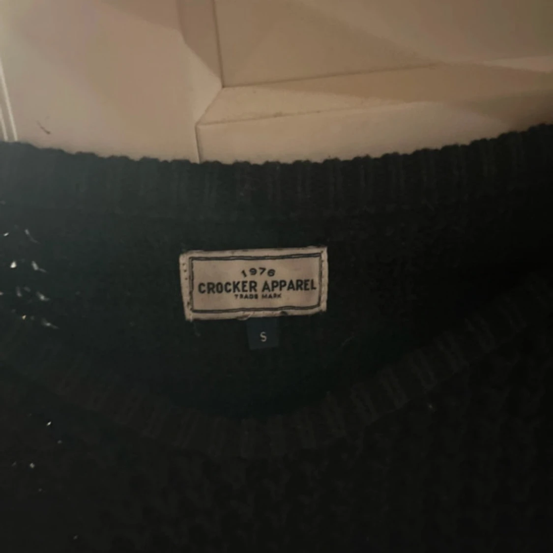 Svart stickad tröja  - 2