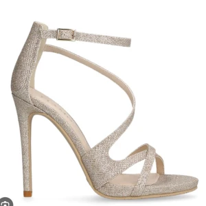 Glittriga sandaler med hög klack - tiamo glittriga stilettklackar, använda en gång 