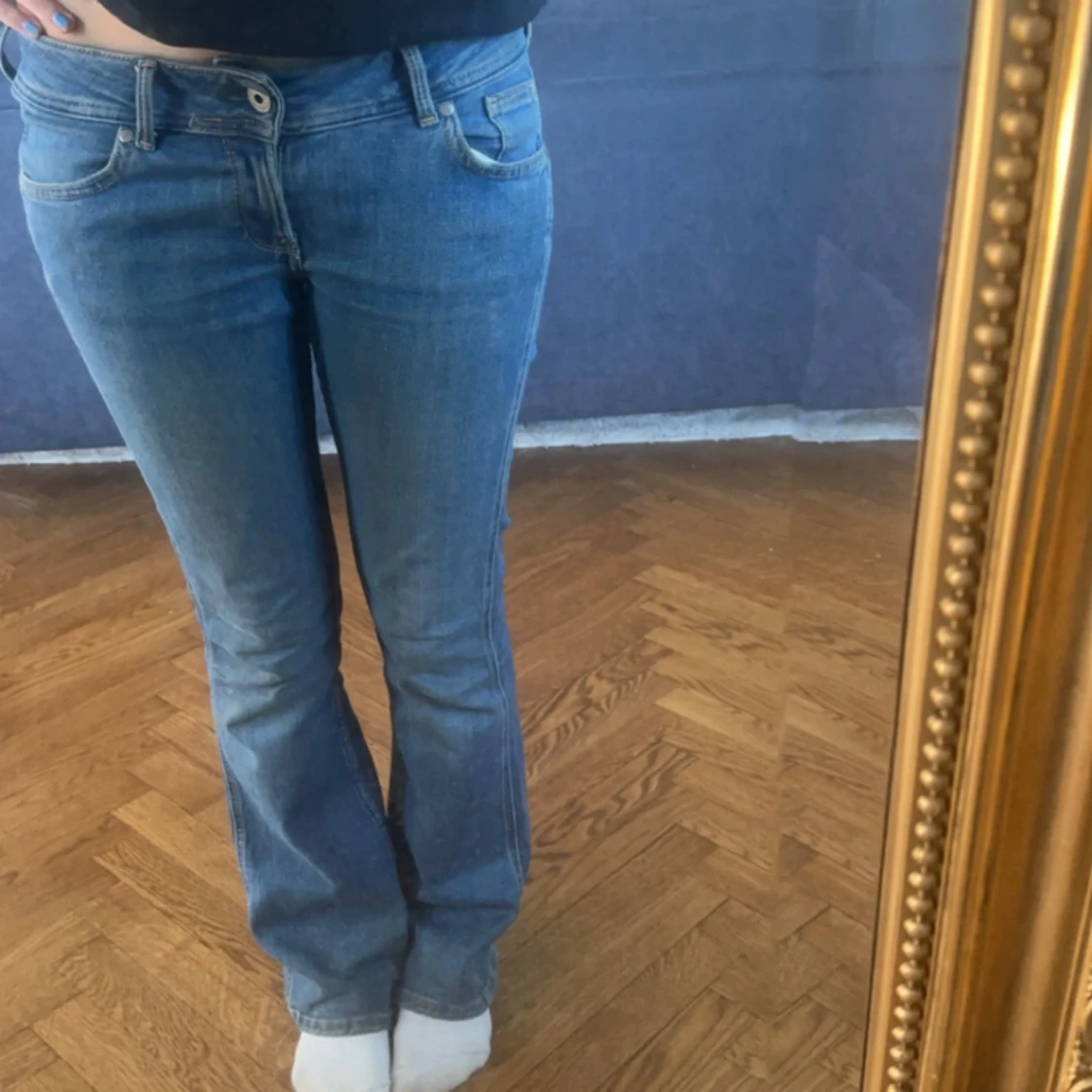 Blå bootcut jeans