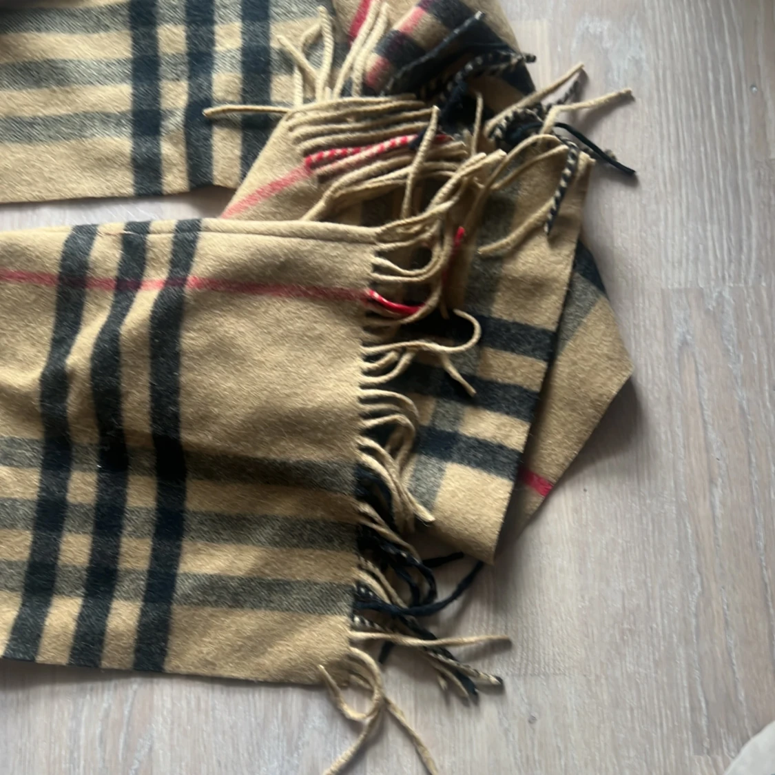 Burberry hooded scarf - 2