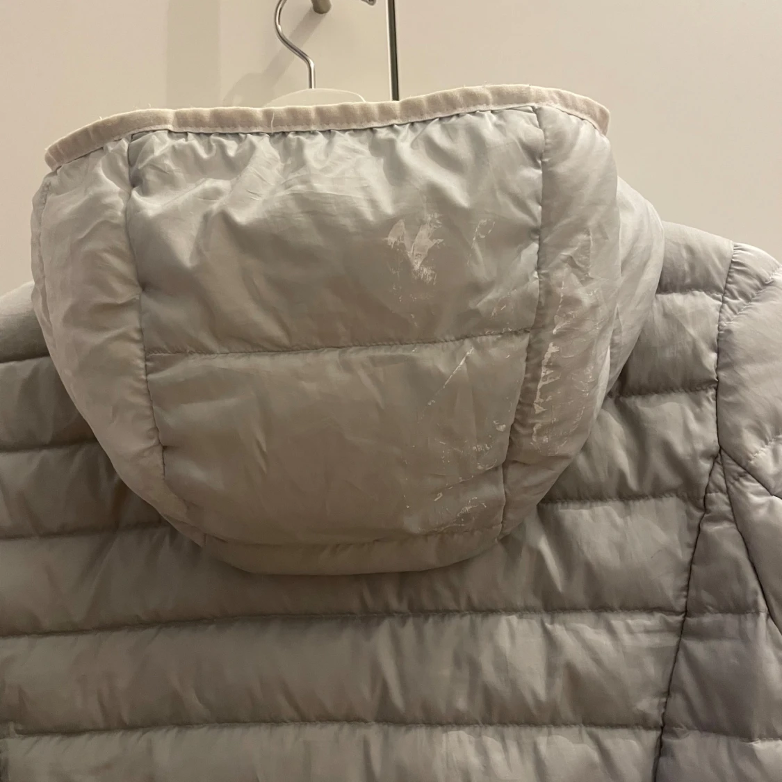 Ljusgrå dunjacka från Colmar - 4